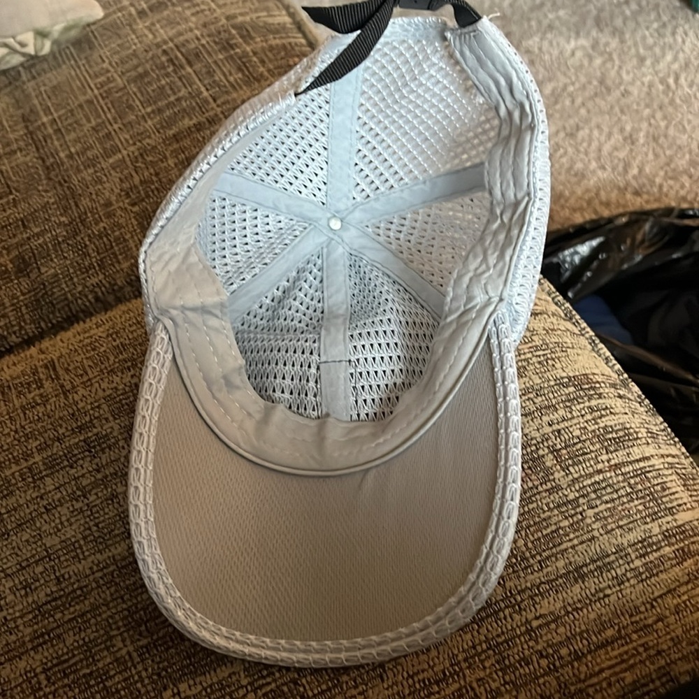 Ediko Mesh Hat - Picture 4 of 4